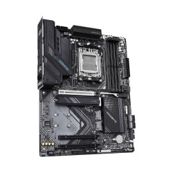 Материнская плата GIGABYTE X870 GAMING WIFI6 Материнская плата GIGABYTE X870 GAMING WIFI6