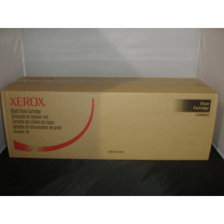 Фотобарабан Xerox 013R00642 (ч/б, ресурс 700 страниц) Фотобарабан Xerox 013R00642 (ч/б, ресурс 700 страниц)