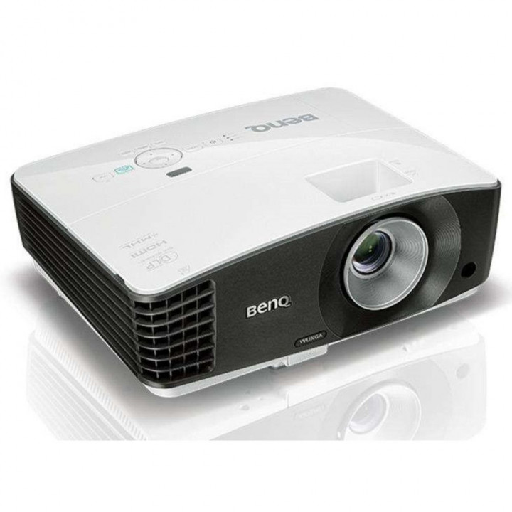 Портативный проектор BenQ 9H.JFM77.13E (3500 лм, WUXGA 1920x1200, 20000:1) Портативный проектор BenQ 9H.JFM77.13E (3500 лм, WUXGA 1920x1200, 20000:1)