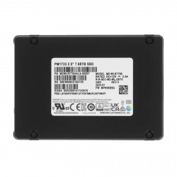 SSD-накопитель Samsung MZWLR7T6HALA-00007 7,68 ТБ 2,5″