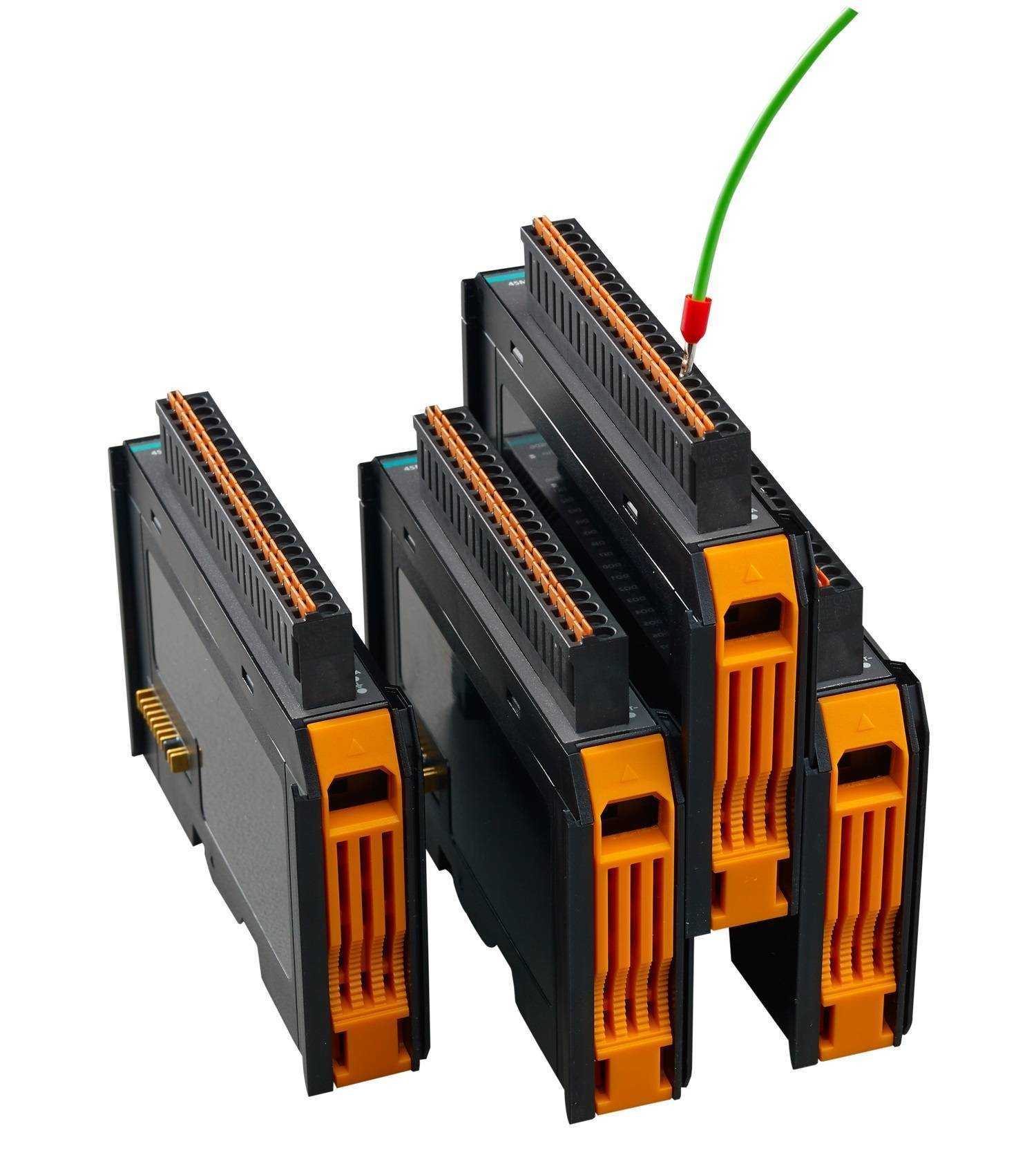 Модуль MOXA 45MR-2600