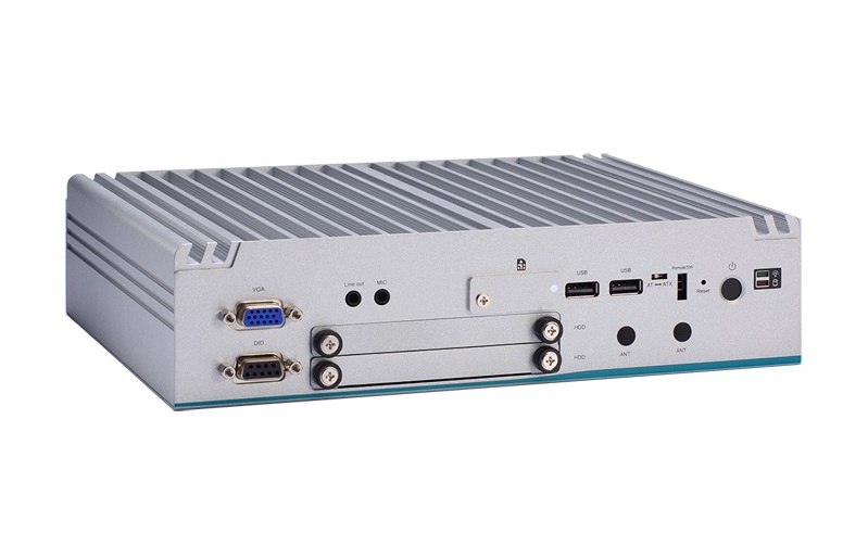 Компактный встраиваемый компьютер Axiomtek eBOX630-528-FL-4305UE