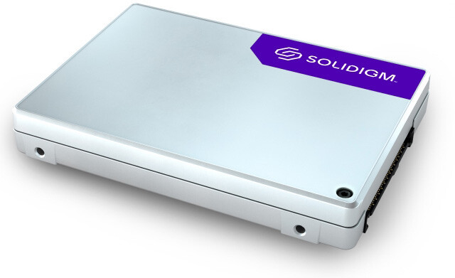 Накопитель SSD 61.44TB Solidigm D5-P5336 (SBFPF2BV614T001)