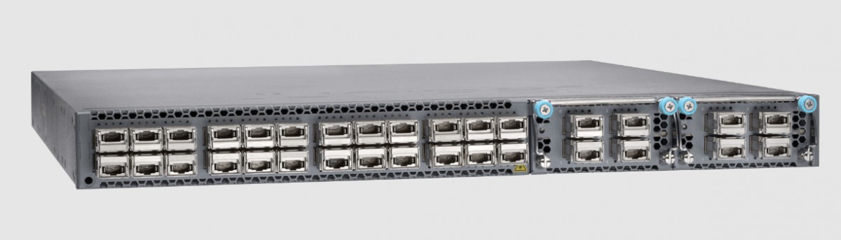 Коммутатор Juniper QFX5100-24Q-D-3AFO