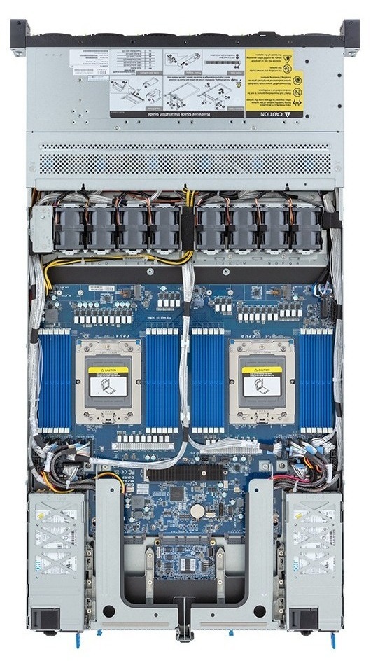 Сервер на базе GIGABYTE R183-Z94-AAD1 · 2 × AMD EPYC 9334 · 512 ГБ · 8 × 3.84 ТБ NVMe
